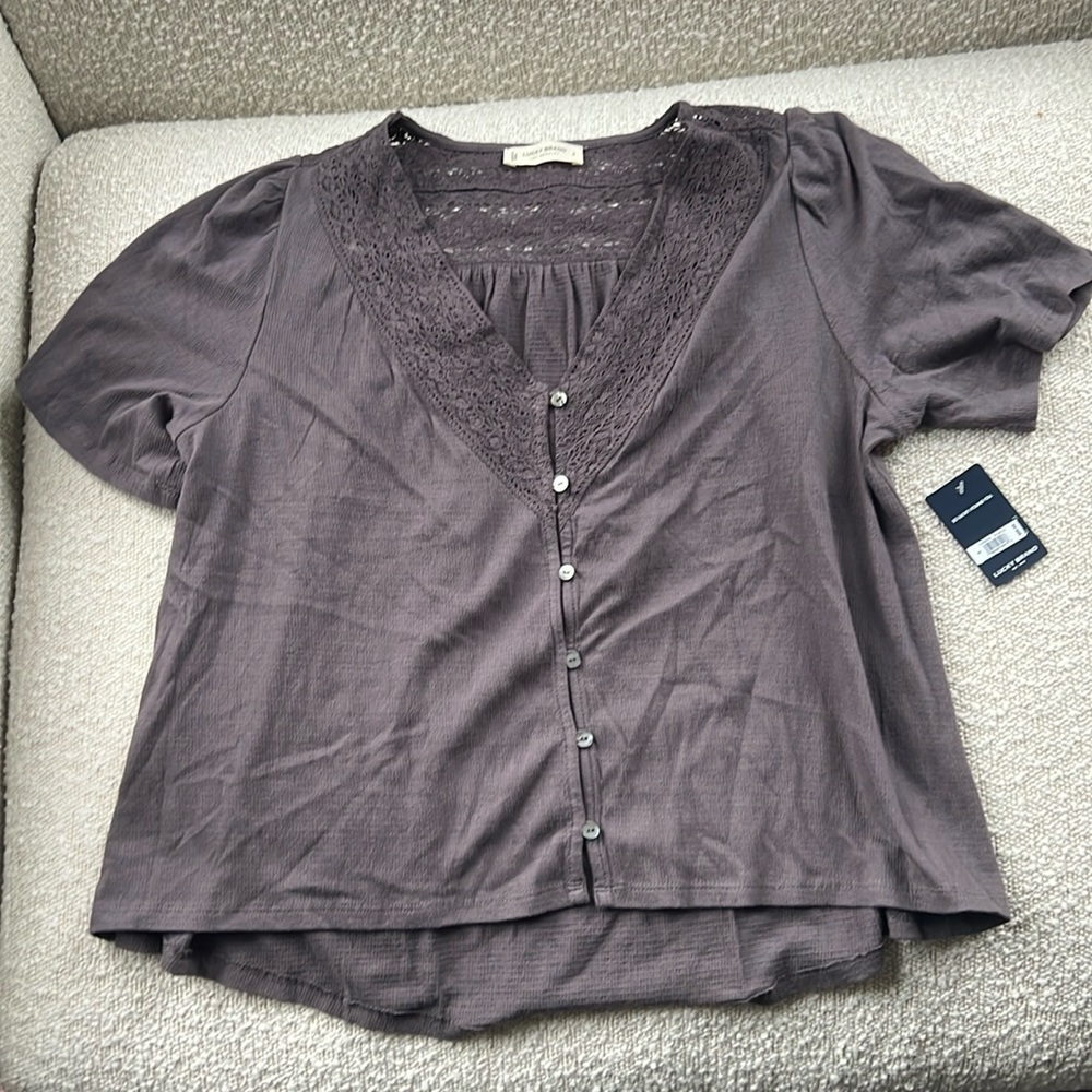 Lucky Brand flowy short sleeve blouse